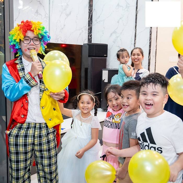 Giá Thuê Chú Hề Tạo Hình Bong Bóng Tại Tây Ninh. Ảnh 1